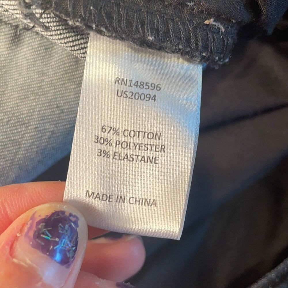 UNIVERSAL Standard black jeans - Picture 8 of 9